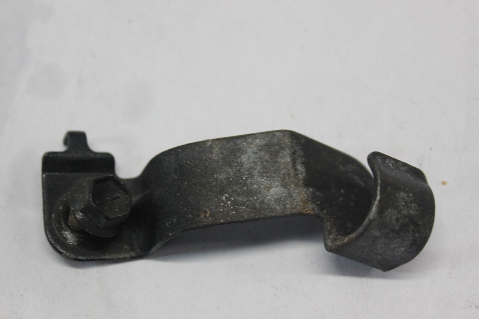 UPPER BRAKE HOSE CLAMP 59266-41F00 2003 VL800 VOLUSIA