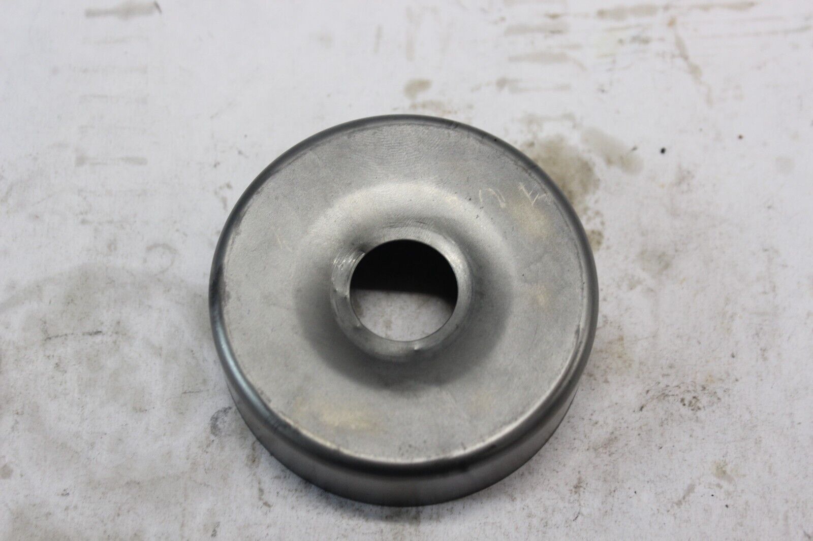 OIL FILTER PLATE 13169-1110 1982 KZ750N SPECTRE