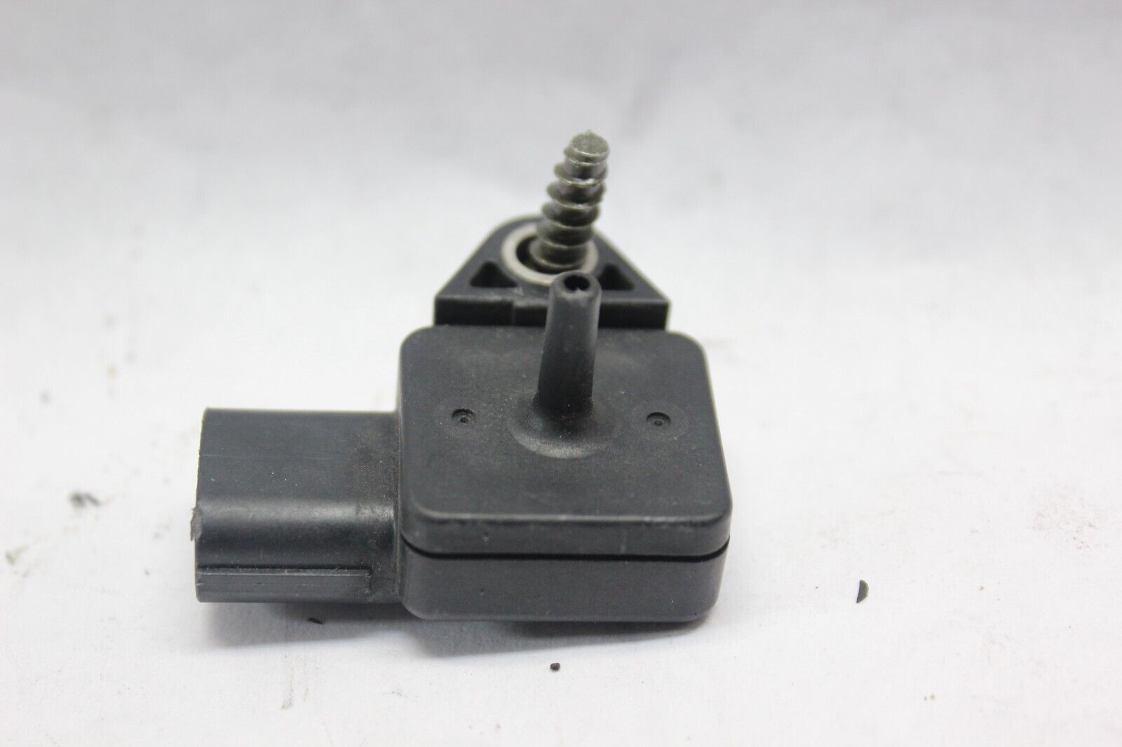 BOOST SENSOR #2 15620-16G10 2006 SUZUKI SV1000S