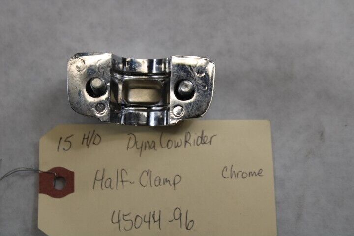 Master cylinder Half Clamp Chrome 45044-96 2015 Harley Davidson Dyna Low Rider
