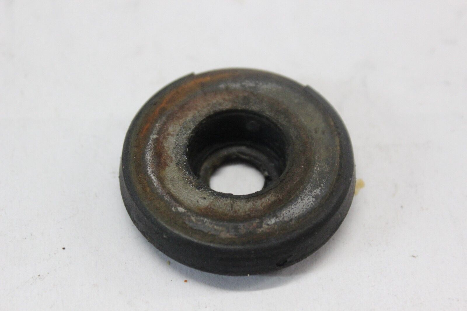 ENGINE MOUNT SIDE DAMPER 92075-1274 1982 Kawasaki Spectre KZ750N