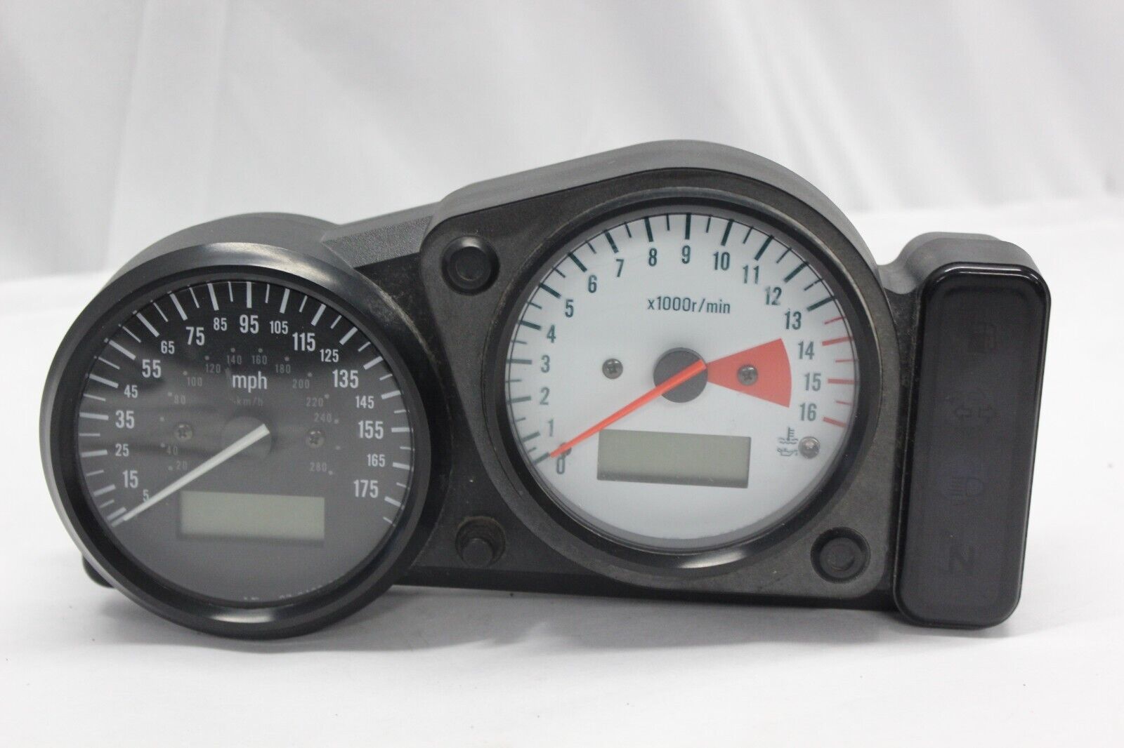 SPEEDOMETER (8472MILES) 34120-34E50 1999 Suzuki GSX-R600