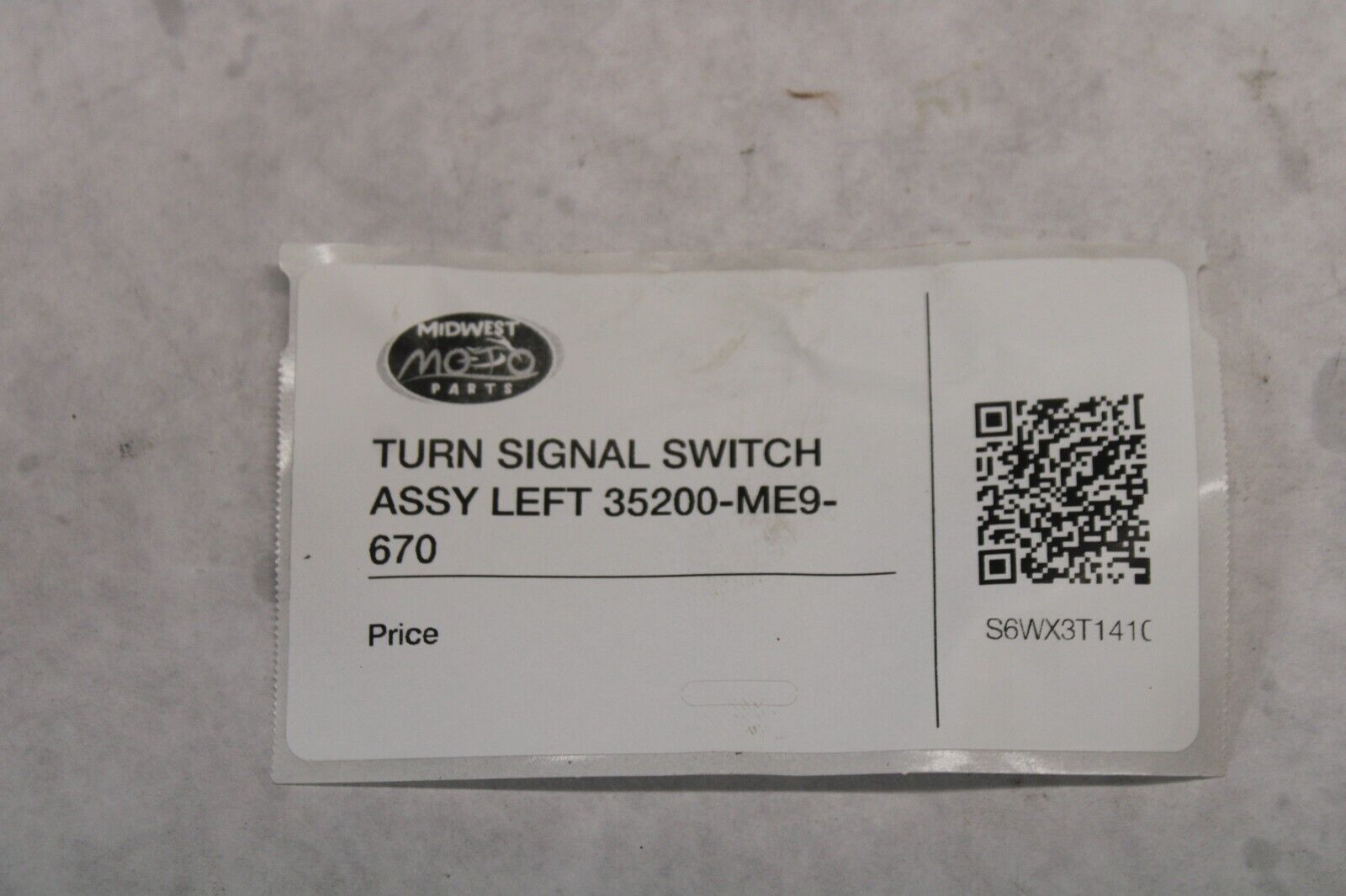 TURN SIGNAL SWITCH ASSY LEFT 35200-ME9-670 1983 Honda VT750C Shadow