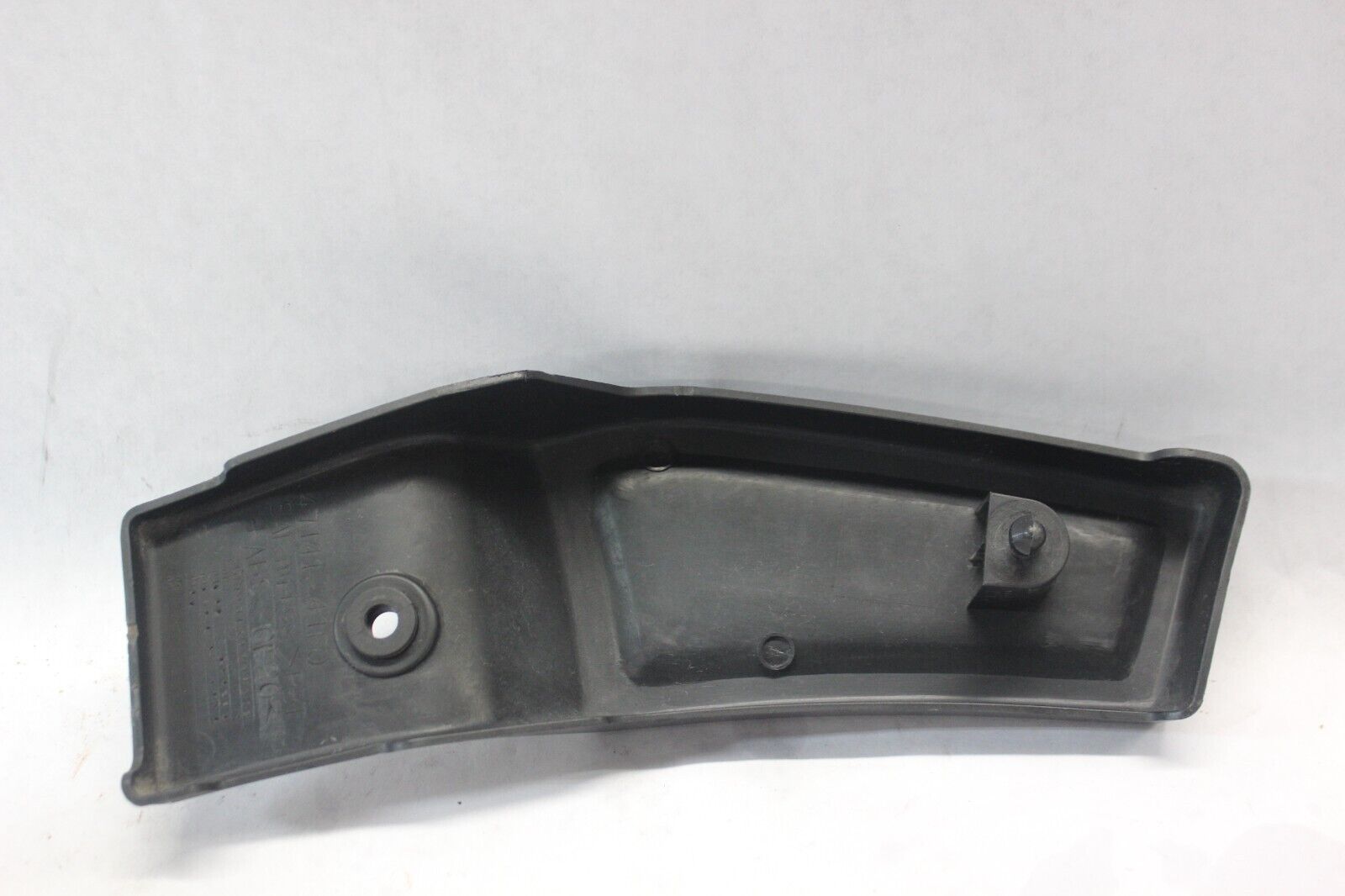 REAR RIGHT SIDE COVER BLACK 47141-41F00-019 2003 VL800 VOLUSIA