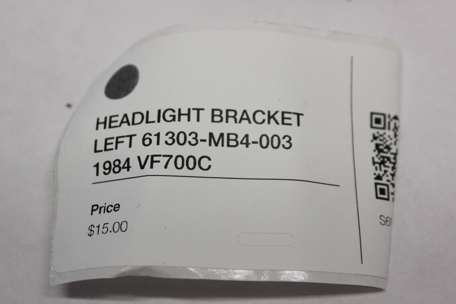 HEADLIGHT BRACKET LEFT 61303-MB4-003 1984 Honda VF700C