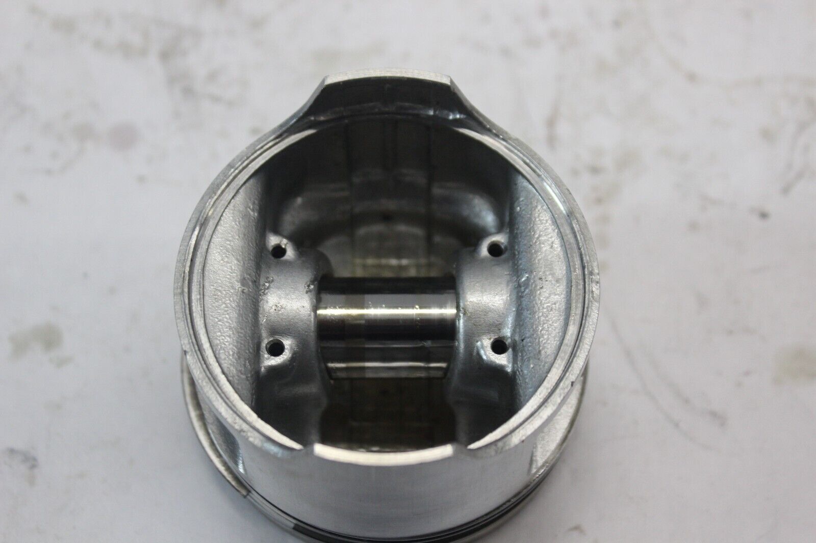 PISTON (STD) 13101-MB1-870 1984 HONDA VF700C
