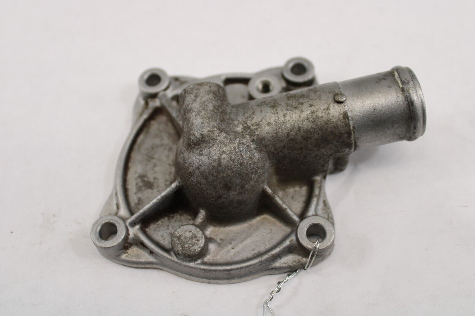 Water Pump Cover 19220-MZ5-000 1997 Honda Magna VF750