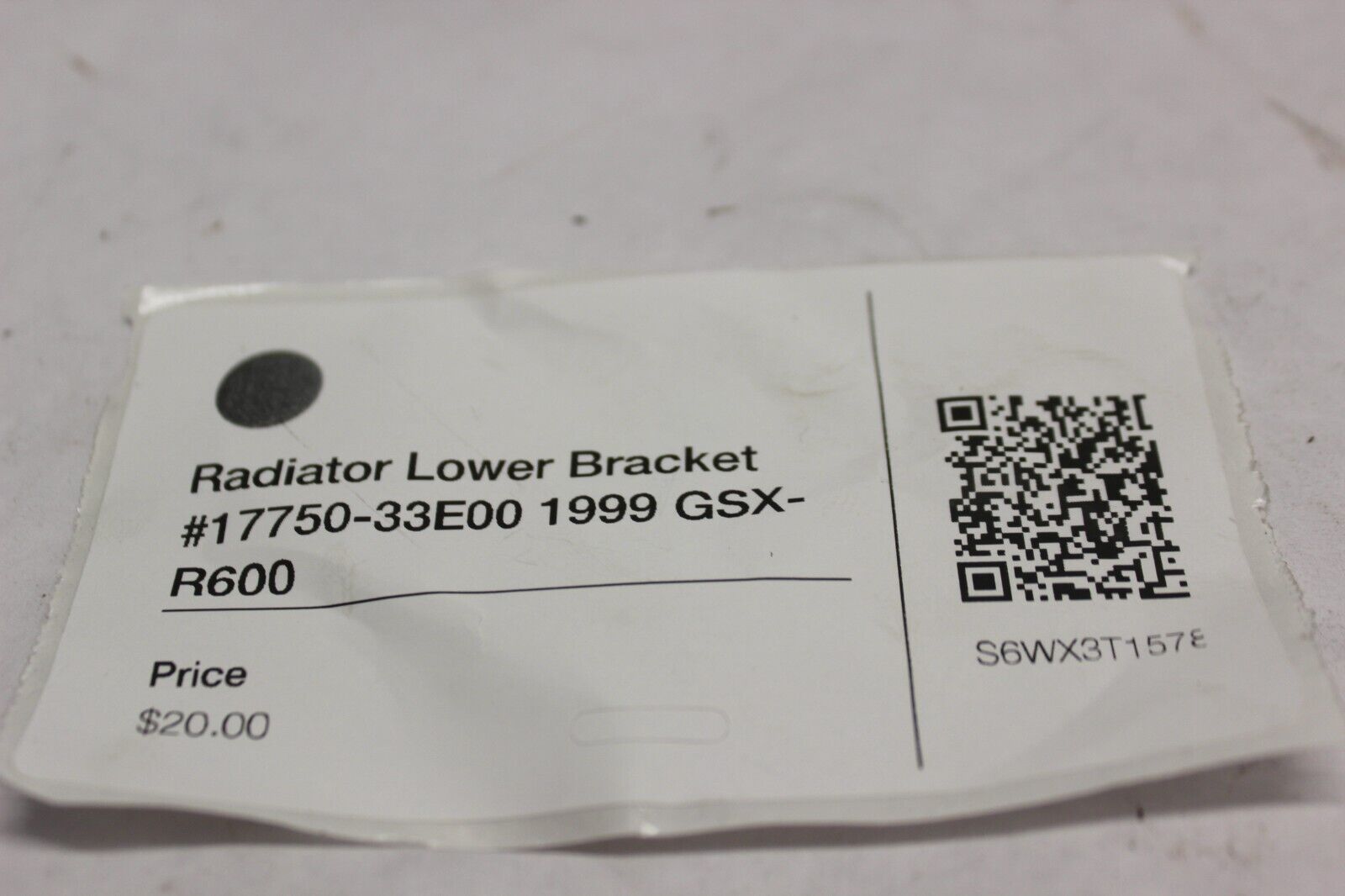 Radiator Lower Bracket #17750-33E00 1999 Suzuki GSX-R600