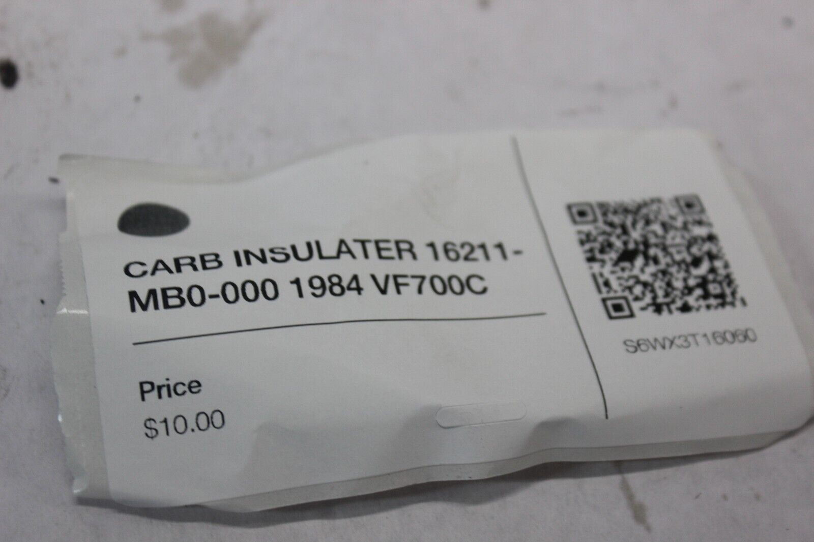 CARB INSULATER 16211-MB0-000 1984 Honda VF700C