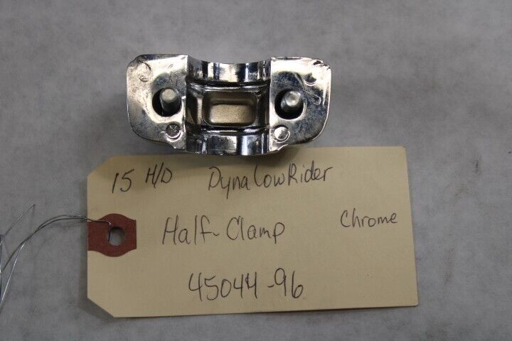 Master cylinder Half Clamp Chrome 45044-96 2015 Harley Davidson Dyna Low Rider