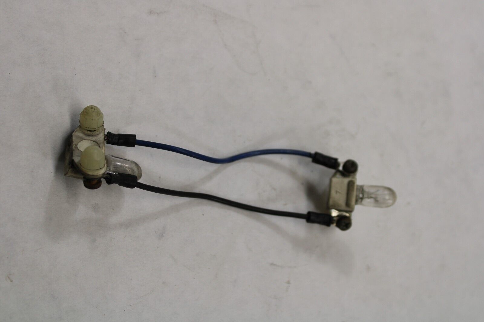 Tour-Pak Side Light Assy 70643-79, 70644-79 1994 Harley Davidson Ultra Classic