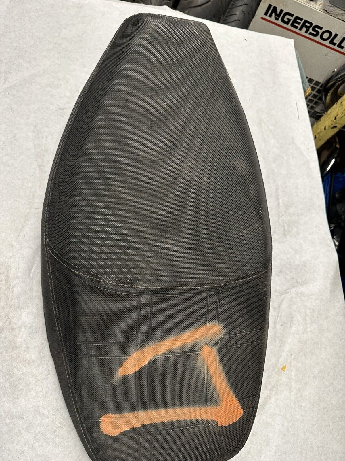 SEAT ASSY. 2001 Suzuki Bandit GSF1200S 45100-31F11-BH4