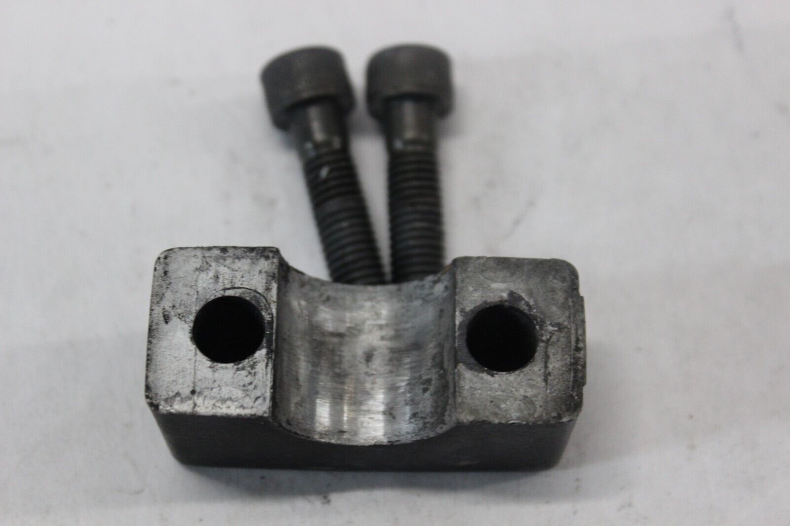UPPER HANDLE HOLDER 46012-1027 1982 Kawasaki Spectre KZ750N