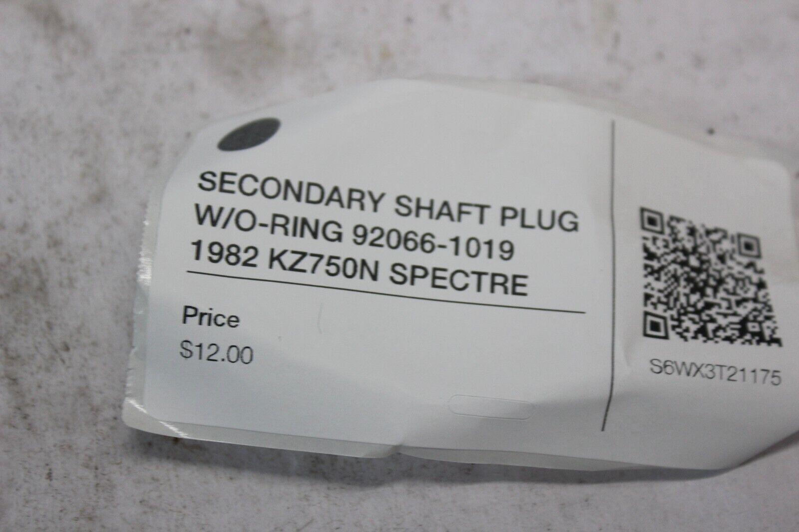 SECONDARY SHAFT PLUG W/O-RING 92066-1019 1982 KZ750N SPECTRE