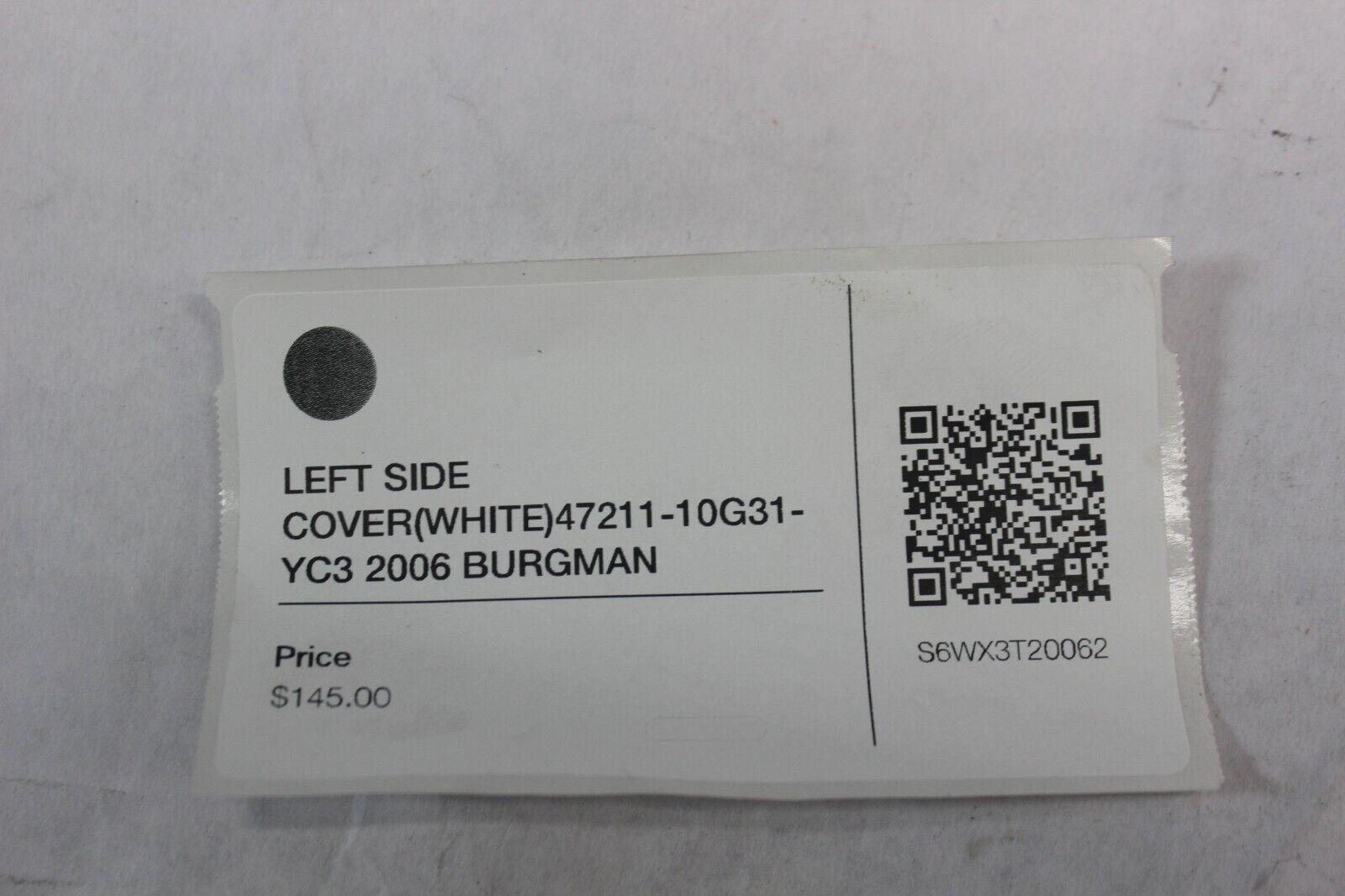 LEFT SIDE COVER (WHITE) 47211-10G31-YC3 2006 BURGMAN AN650K6