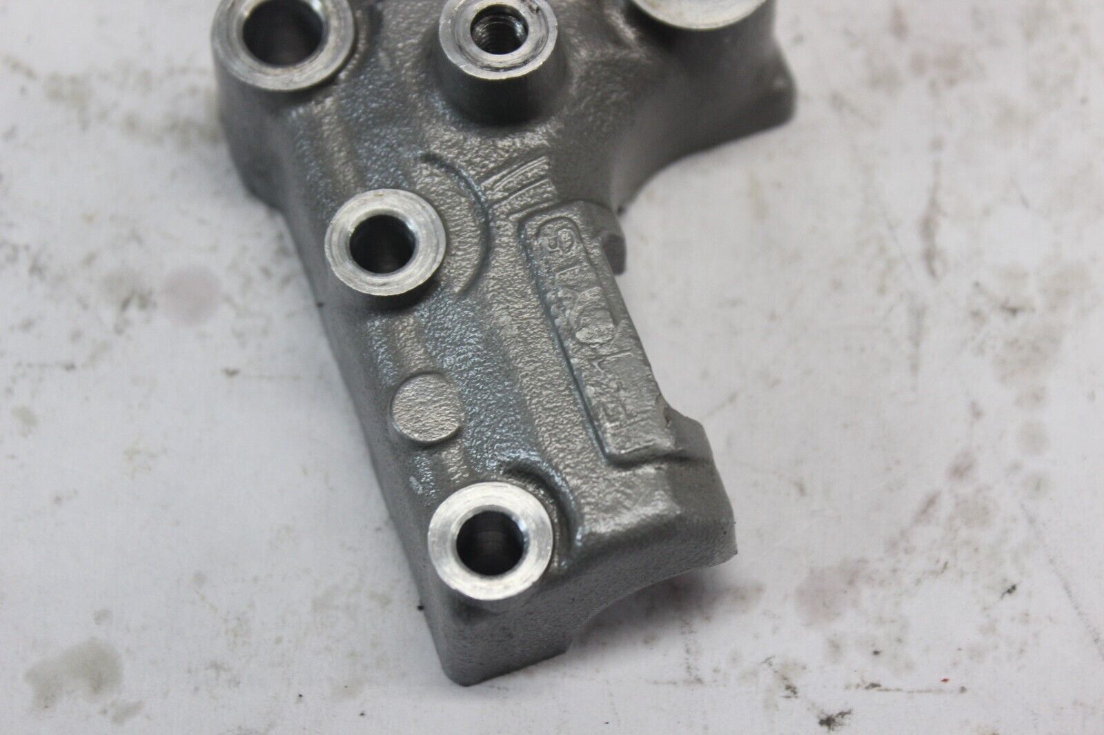 Camshaft Holder A 12211-MB0-773 1984 HONDA VF700C