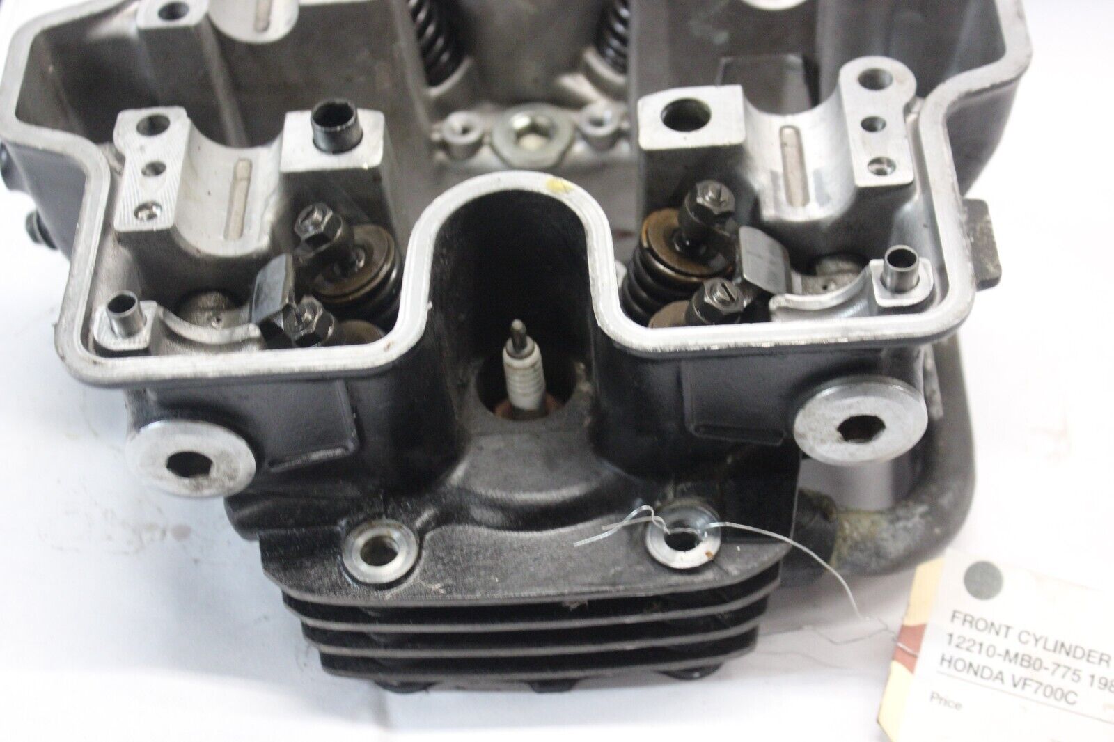 FRONT CYLINDER HEAD 12210-MB0-775 1984 HONDA VF700C
