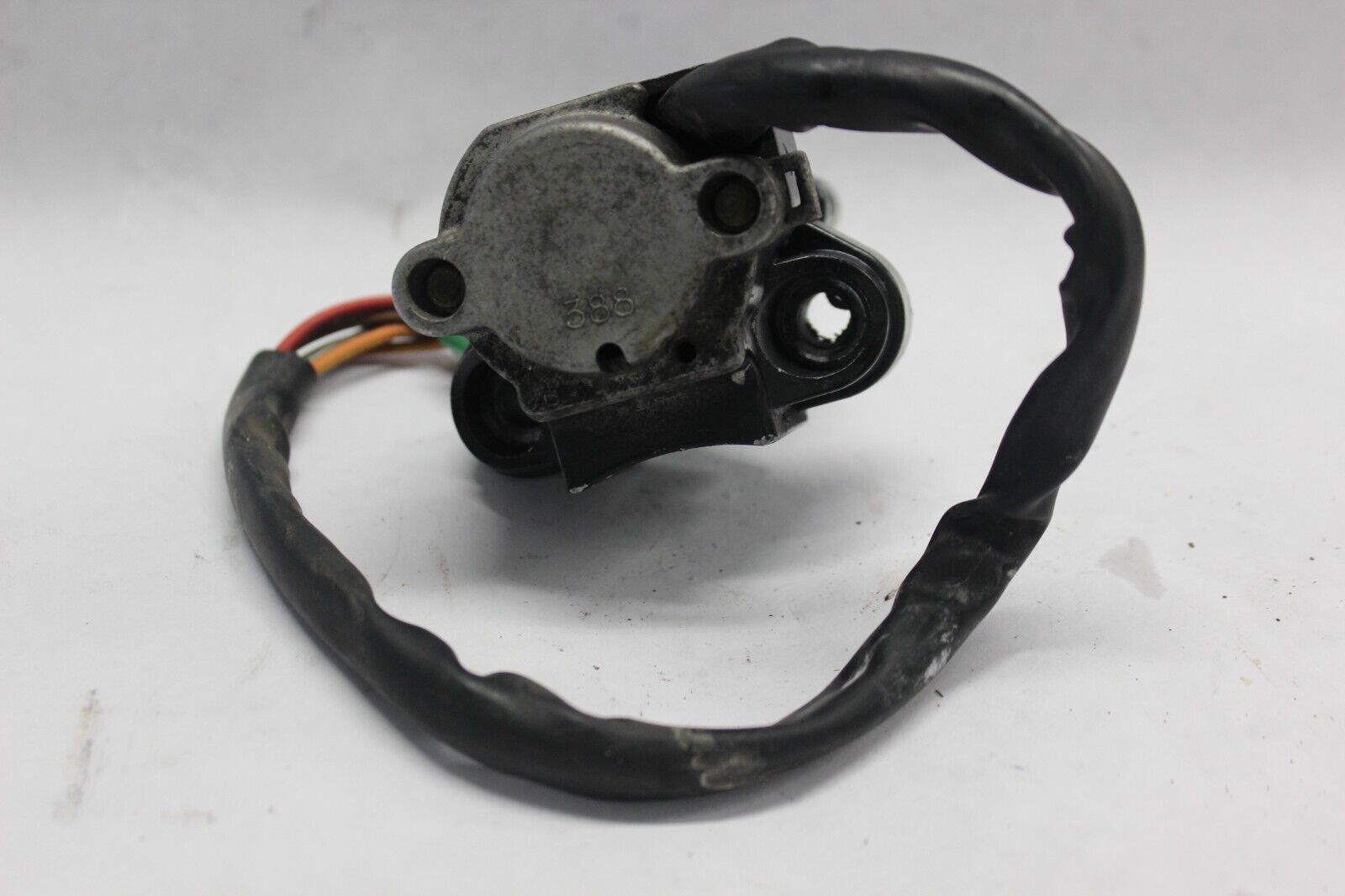 Steering Lock Assy(NO KEY) #37100-33E20 2001 GSF1200 SUZUKI BANDIT