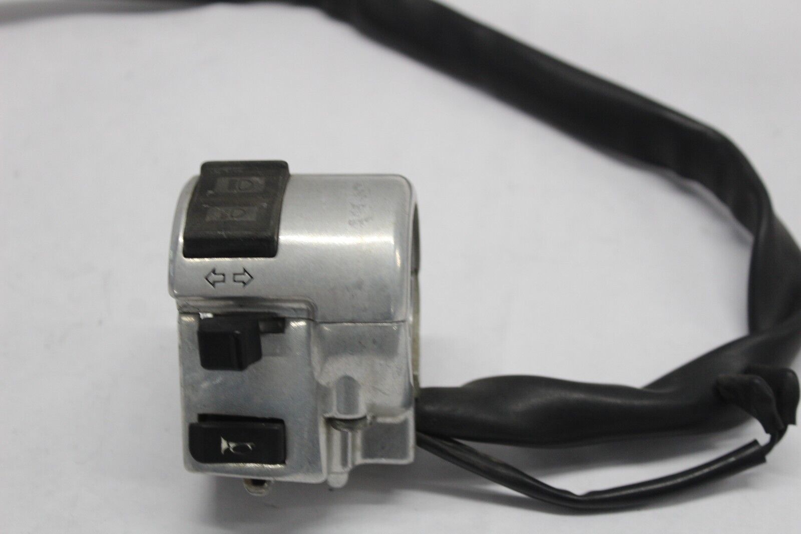 TURN SIGNAL SWITCH ASSY LEFT 35020-MCH-000 2003 Honda VTX1800C