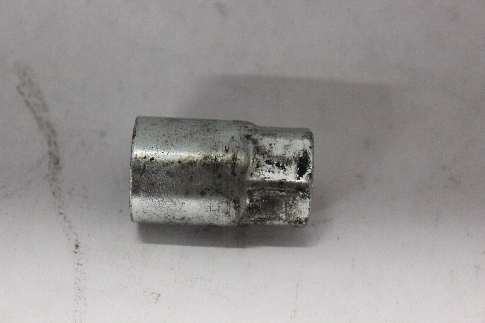 REAR PIVOT NUT 47606-09 2009 FLHTCU Harley Davidson