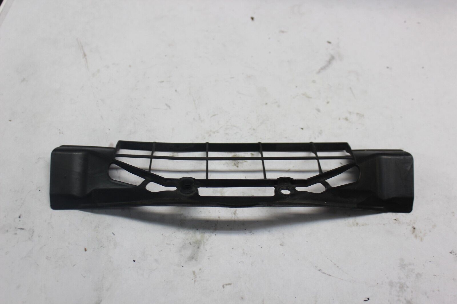 AIR INTAKE DUCT GRILL 17260-MEL-D20 2006 CBR1000RR