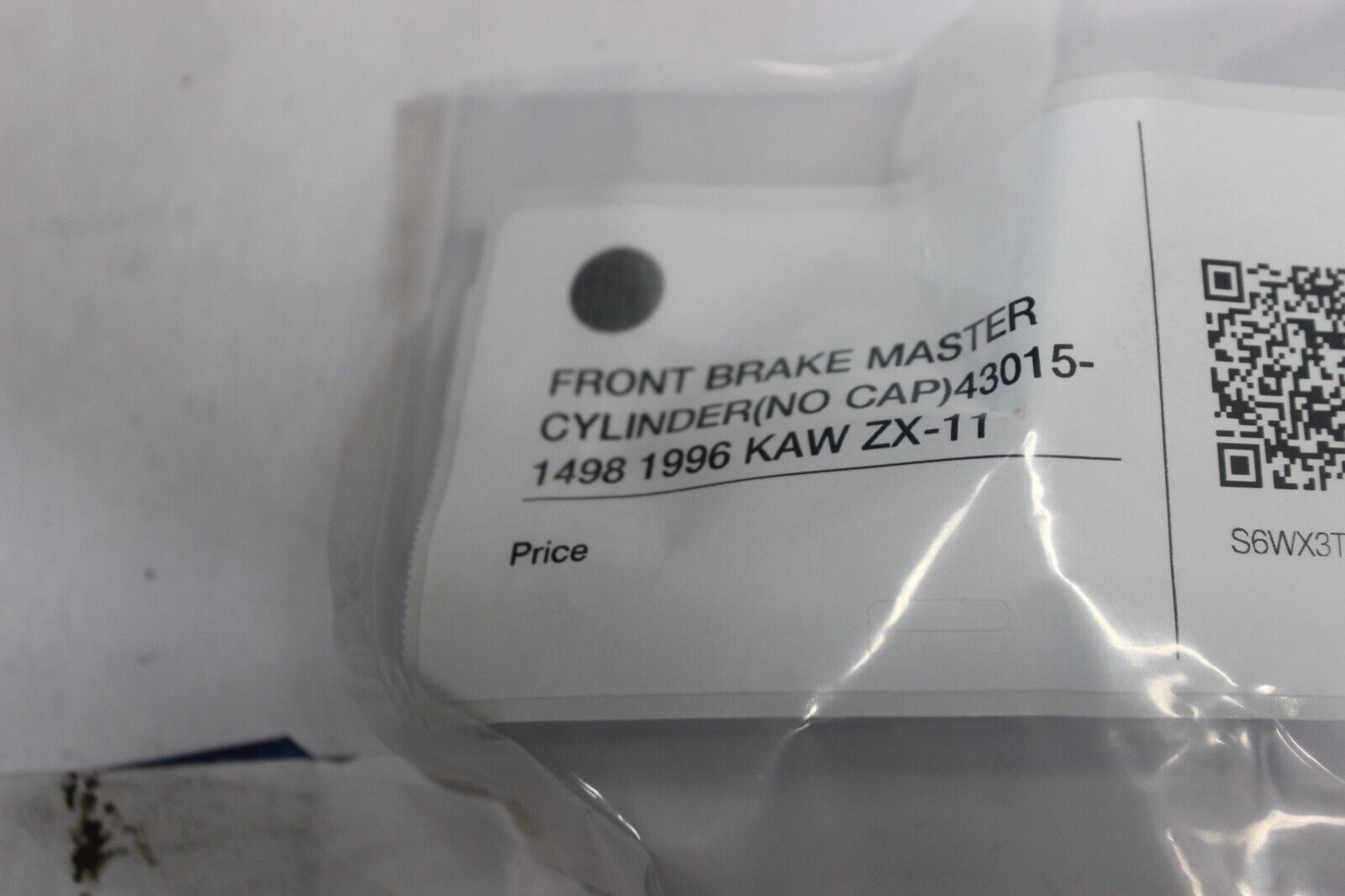 FRONT BRAKE MASTER CYLINDER(NO CAP)43015-1498 1996 KAW ZX-11