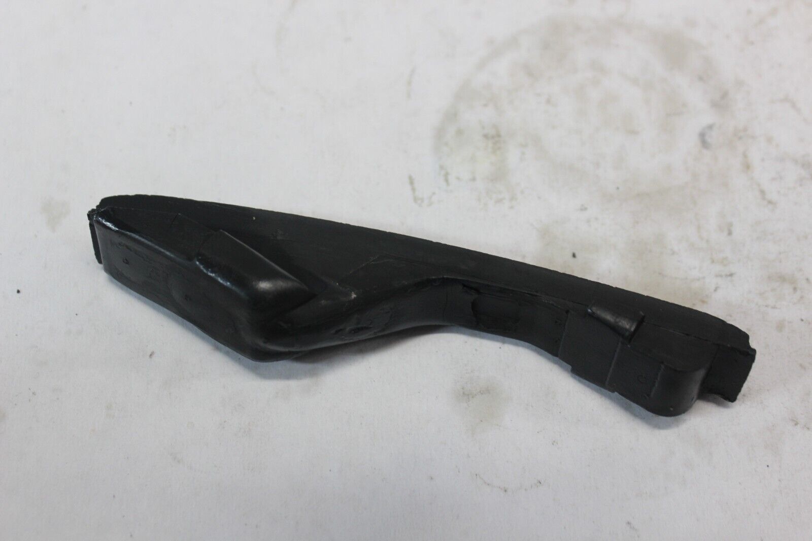 FRONT CHAIN GUIDE 12053-1058 1982 KZ750N SPECTRE