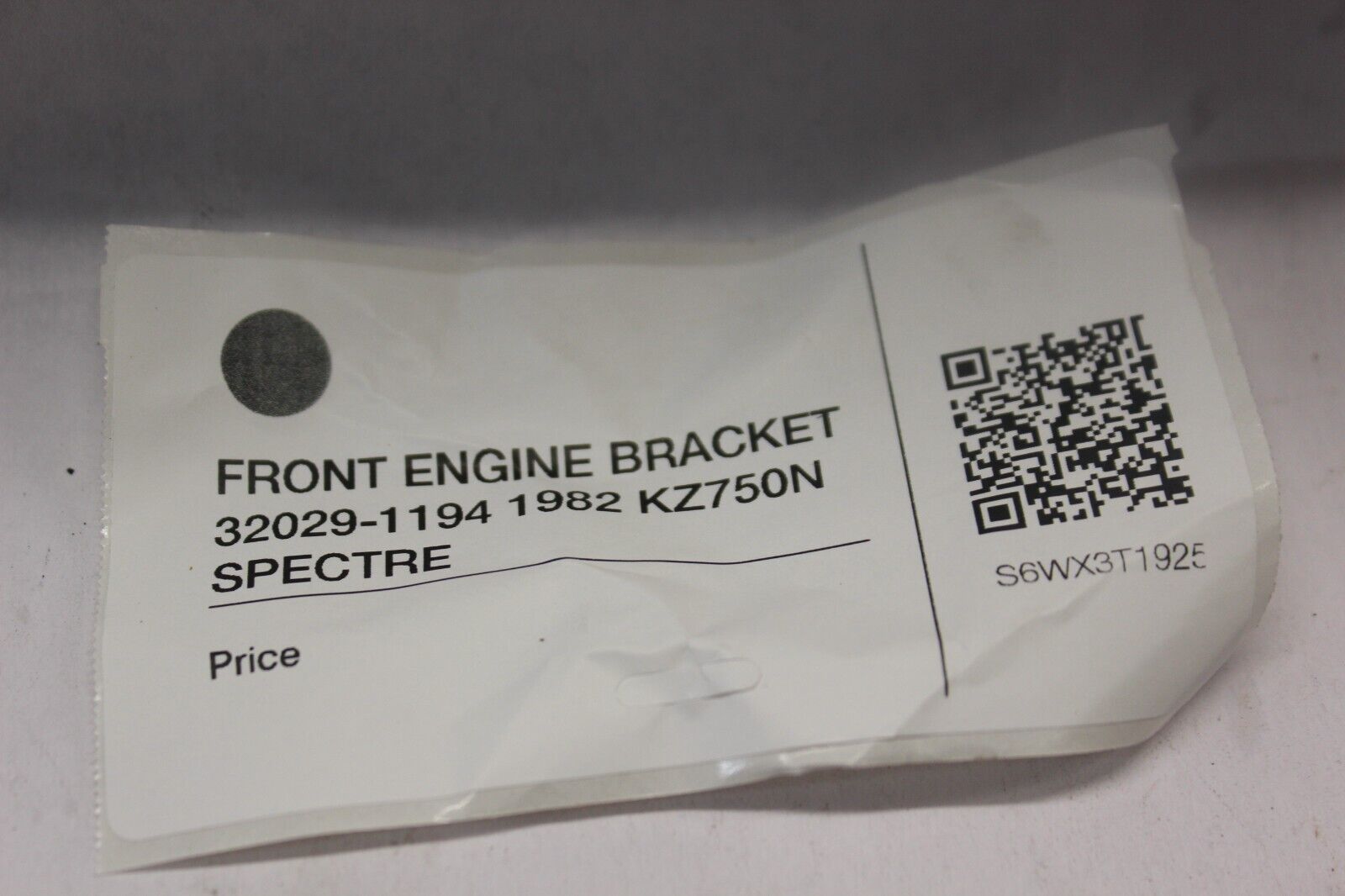 FRONT ENGINE BRACKET 32029-1194 1982 Kawasaki Spectre KZ750N
