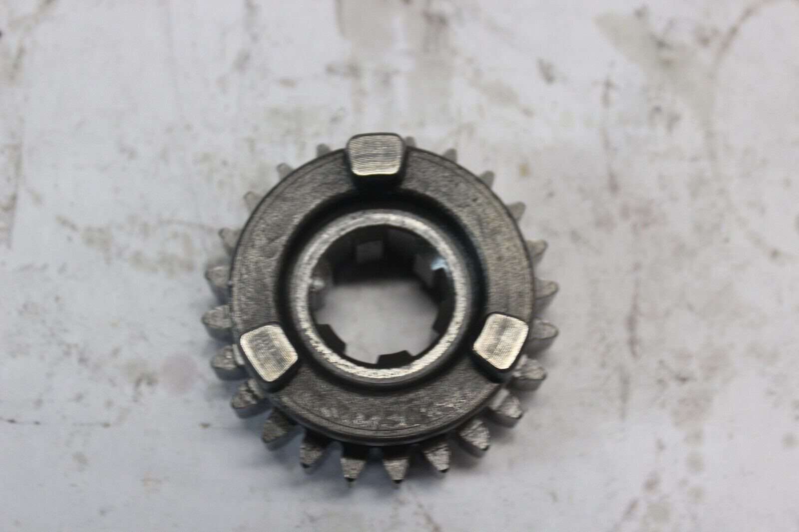 Countershaft 6th Gear 24T 23521-MB0-010 1984 HONDA VF700C
