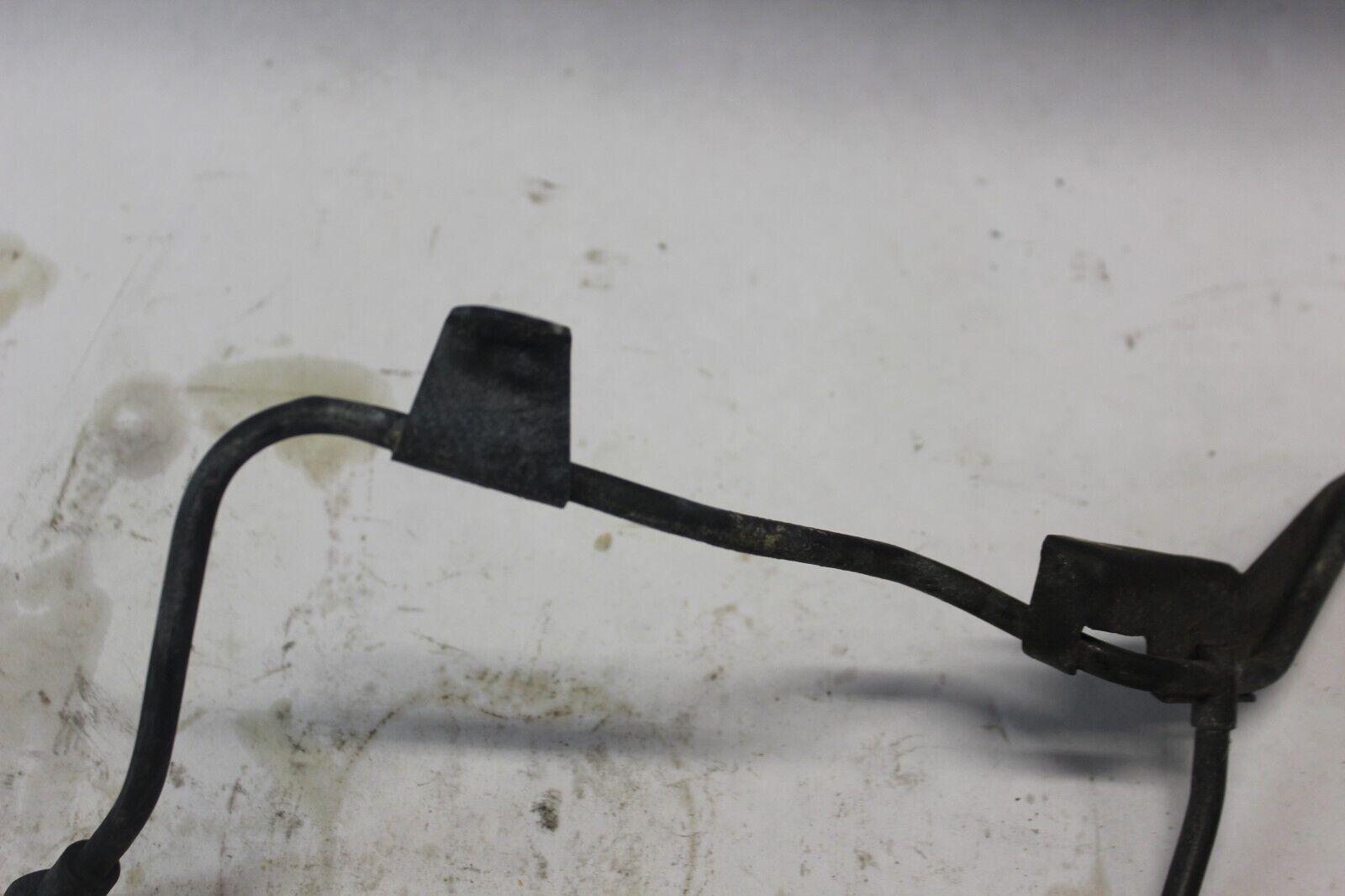 OIL PASSAGE PIPE B 12240-MB0-871 1984 HONDA VF700C