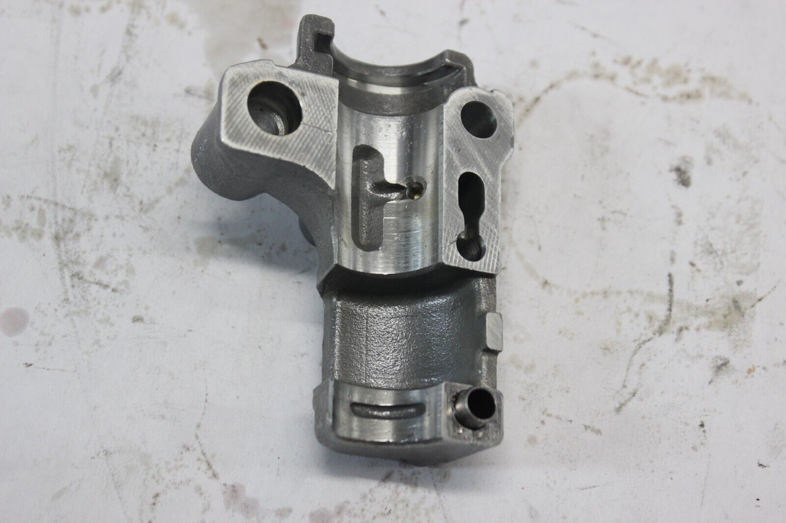 Camshaft Holder A 12211-MB0-773 1984 HONDA VF700C