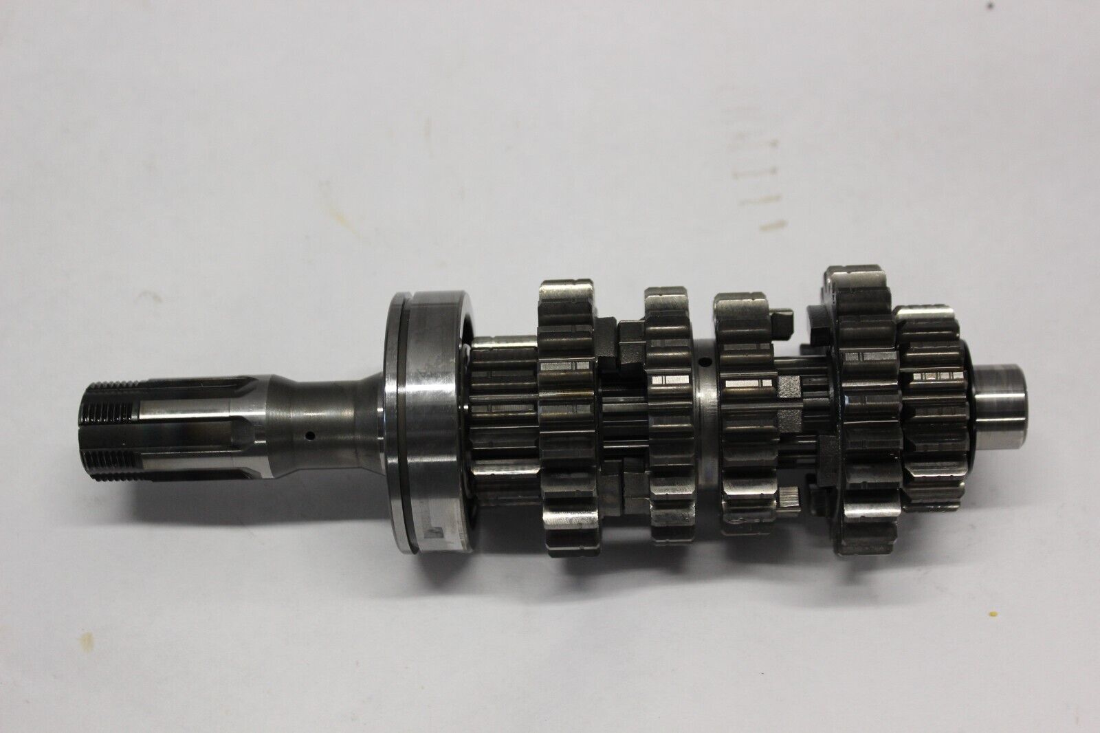 COUNTERSHAFT W/GEARS 24120-33E00 1999 GSX R600