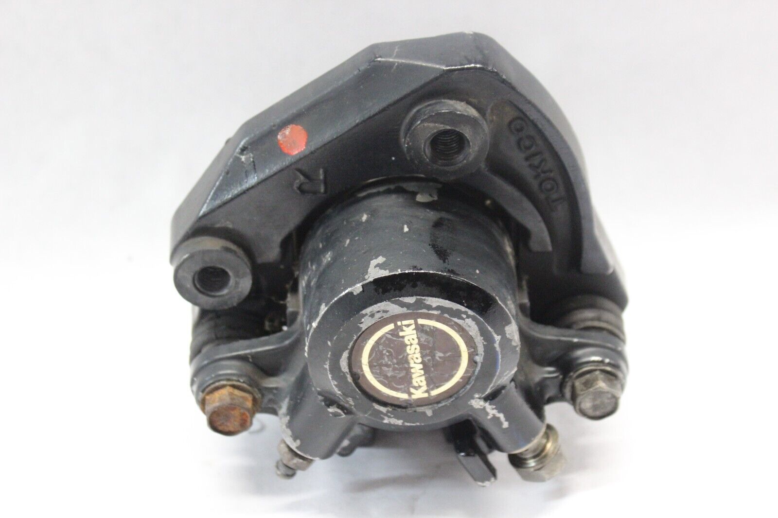 FRONT CALIPER ASSY RIGHT (COMPLETE) 43041-1382 1982 Kawasaki Spectre KZ750N