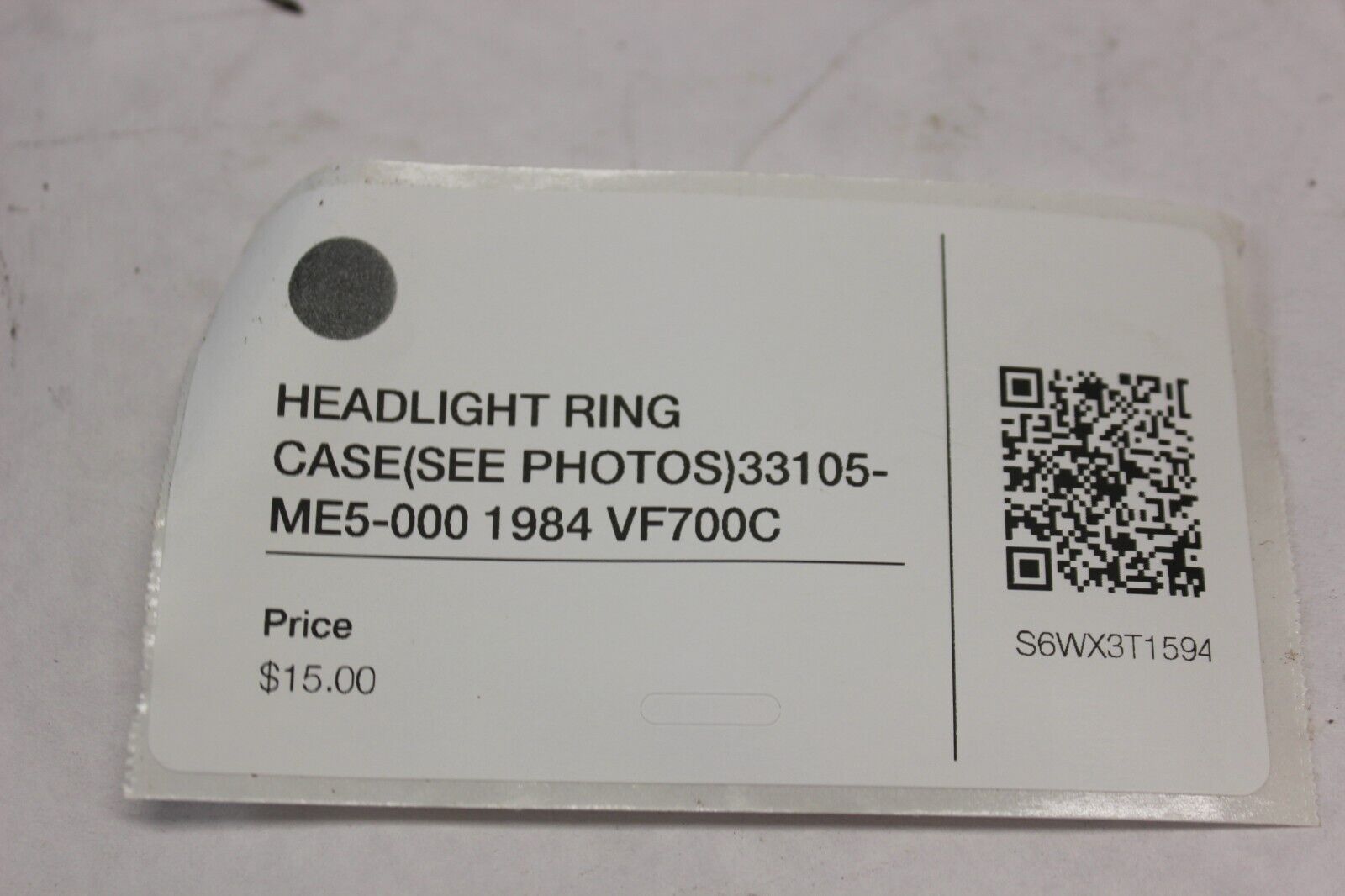 HEADLIGHT RING CASE( SEE PHOTOS) 33105-ME5-000 1984 Honda VF700C