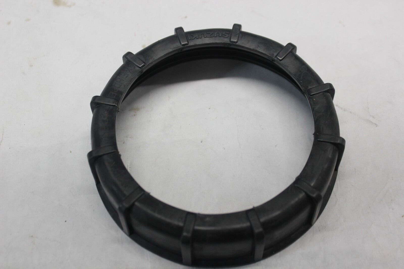 FUEL PUMP RETAINER 44597-10G00 2006 BURGMAN AN650K6