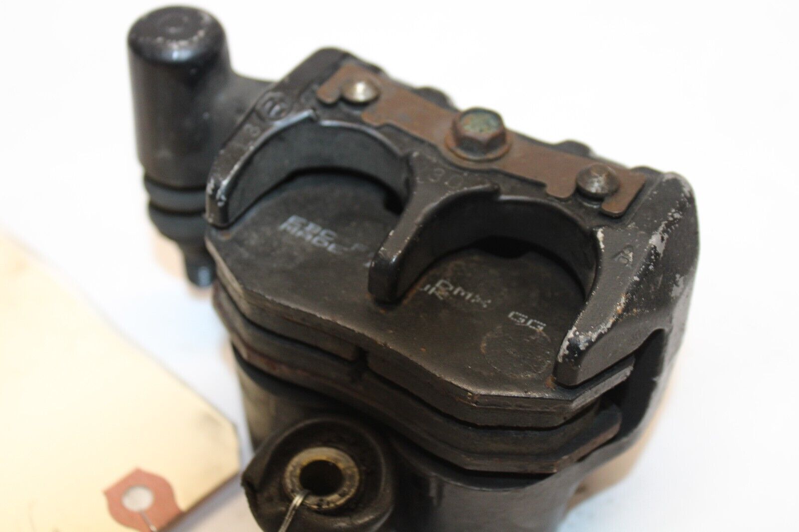 FRONT CALIPER ASSY RIGHT BLACK 45200-ME9-004 1983 Honda VT750C Shadow