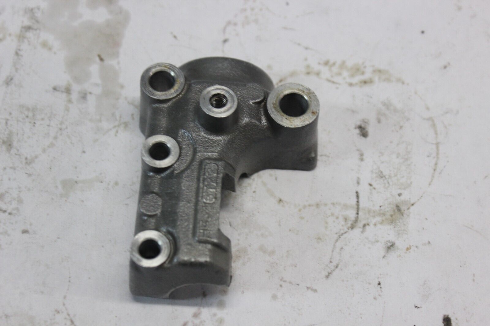 Camshaft Holder A 12211-MB0-773 1984 HONDA VF700C