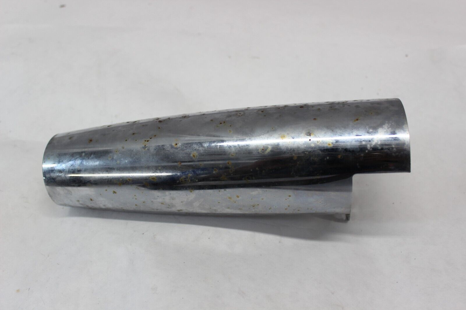 FRONT FORK TOP COVER RIGHT 51610-MEA-670 2005 Honda VTX1300S