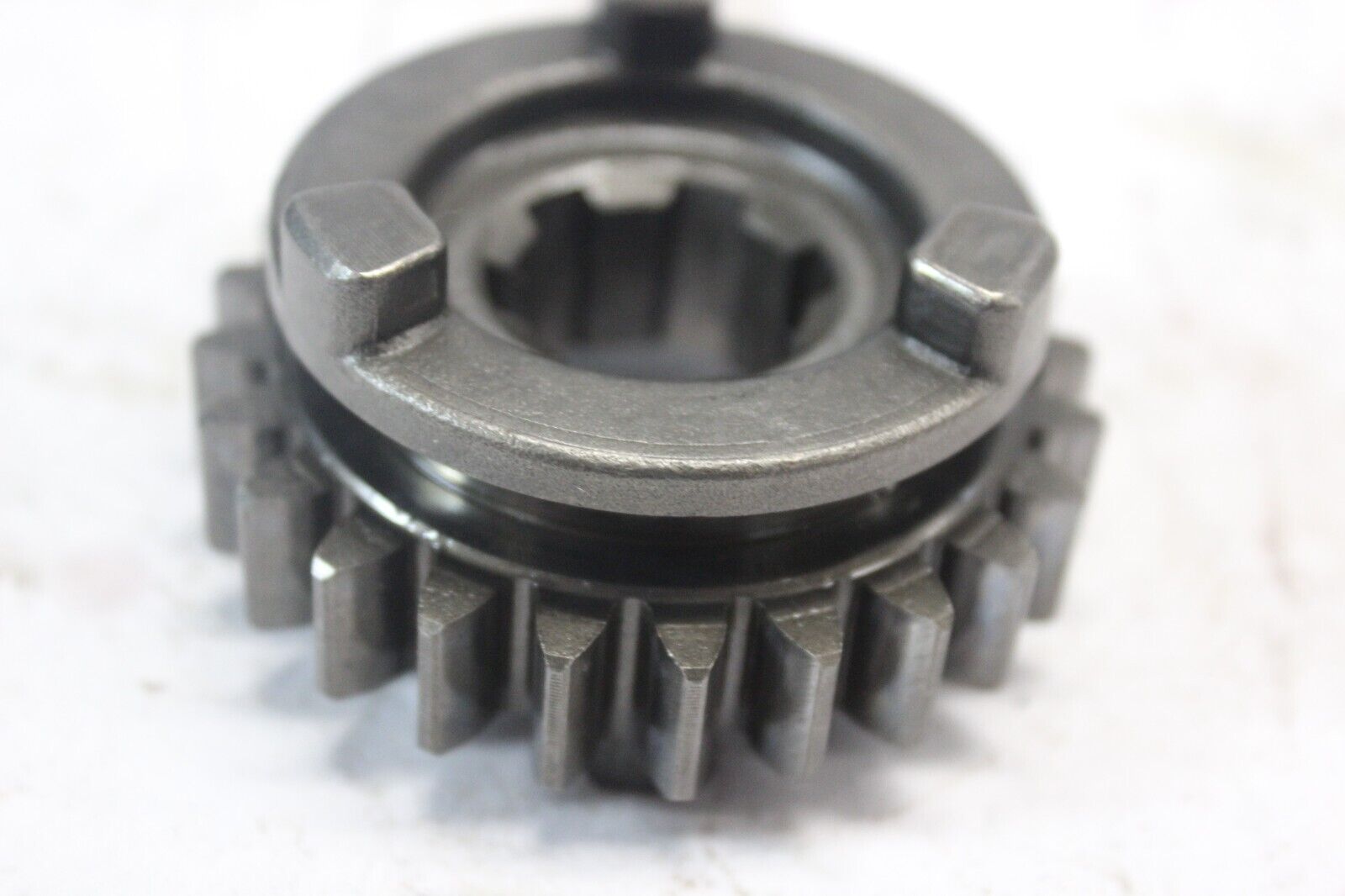 Countershaft 6th Gear 24T 23521-MB0-010 1984 HONDA VF700C