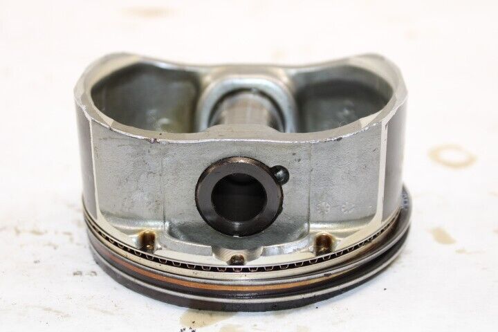 Piston (STD) 21962-07, on part 21989-07 2013 Harley Davidson Roadglide