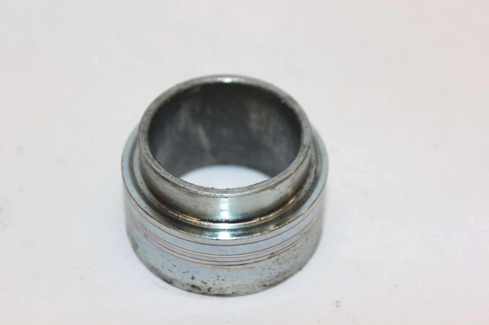 REAR AXLE SPACER LEFT 64751-33E00 1999 Suzuki GSX-R600