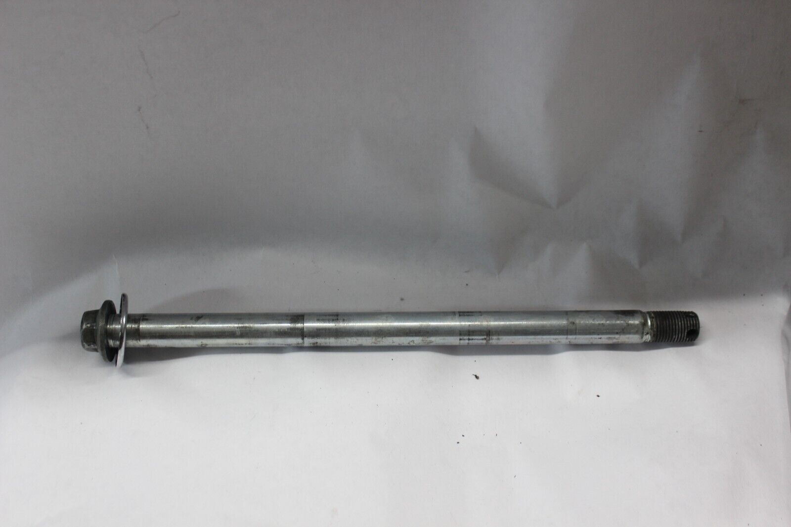 REAR AXLE 41068-1086 1982 Kawasaki Spectre KZ750N