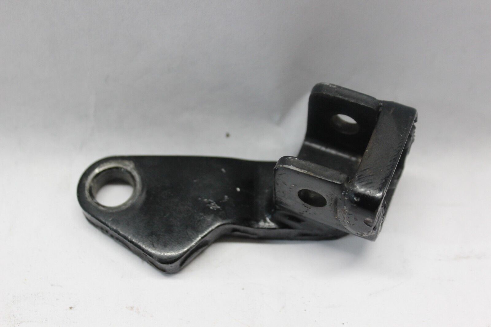 FRONT RIGHT STEP HOLDER 34003-1129 1982 Kawasaki Spectre KZ750N