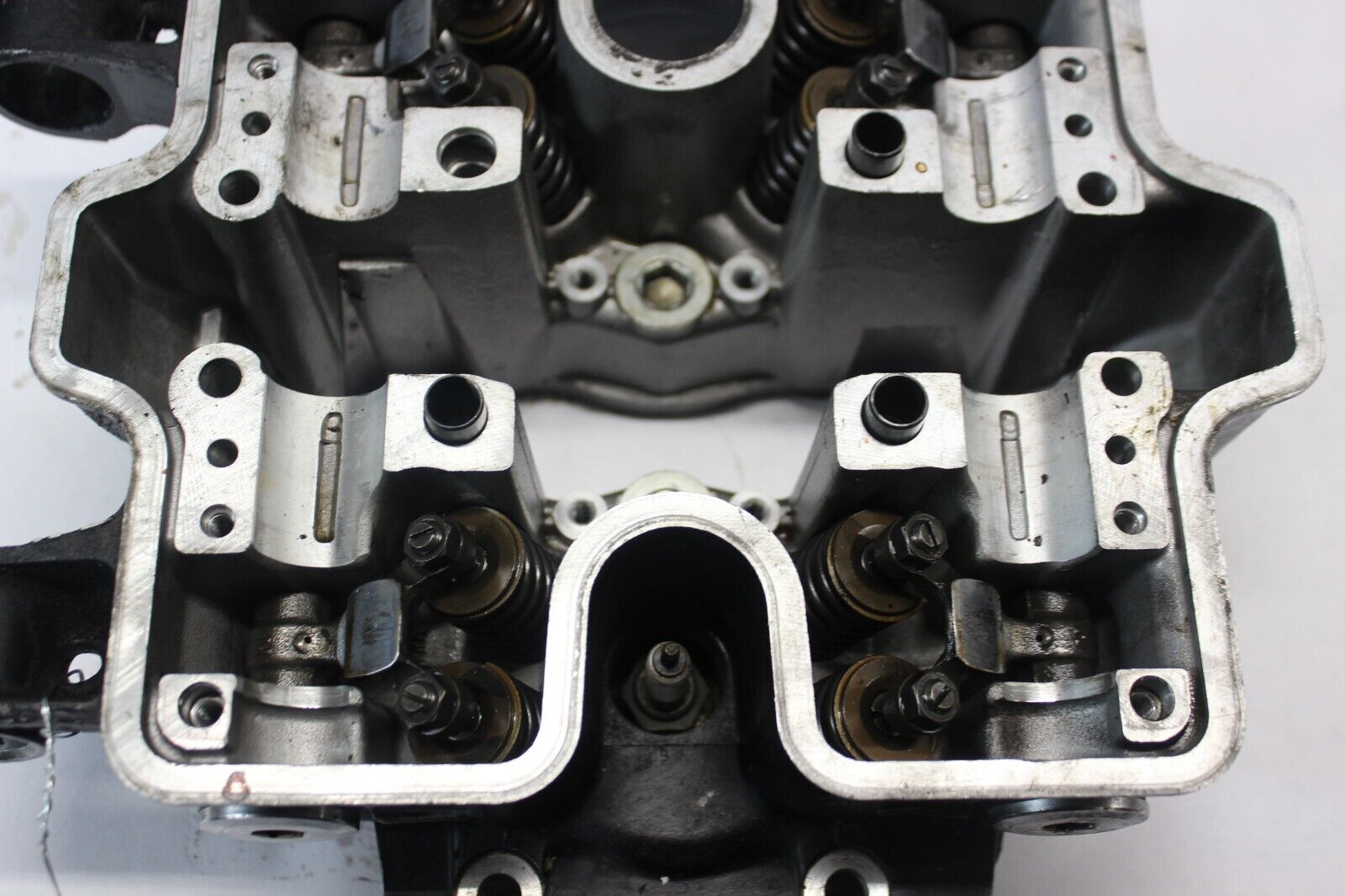Rear Cylinder Head 12220-MB0-770 1984 HONDA VF700C