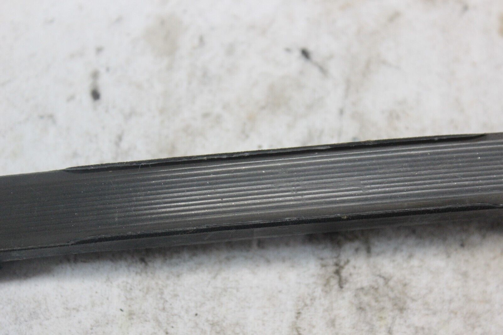 REAR UPPER GUIDE 13235-1056 1987 VULCAN VN750