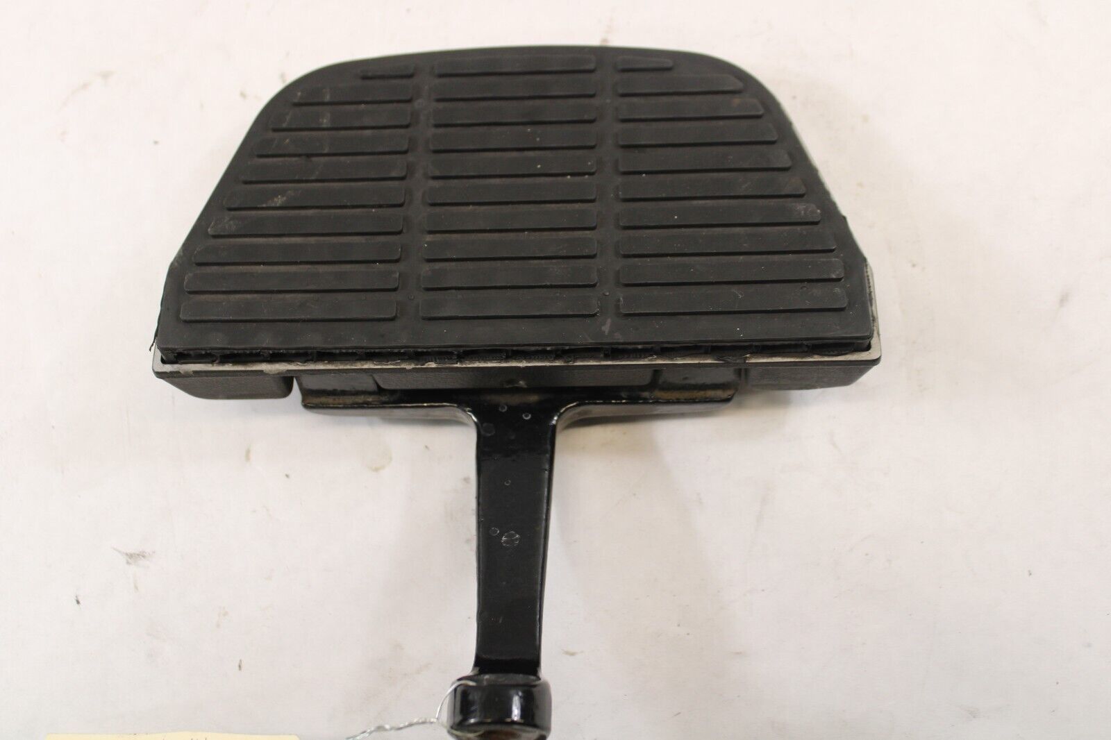 Passenger Footrest 50613-91 1994 Harley Davidson Ultra Classic