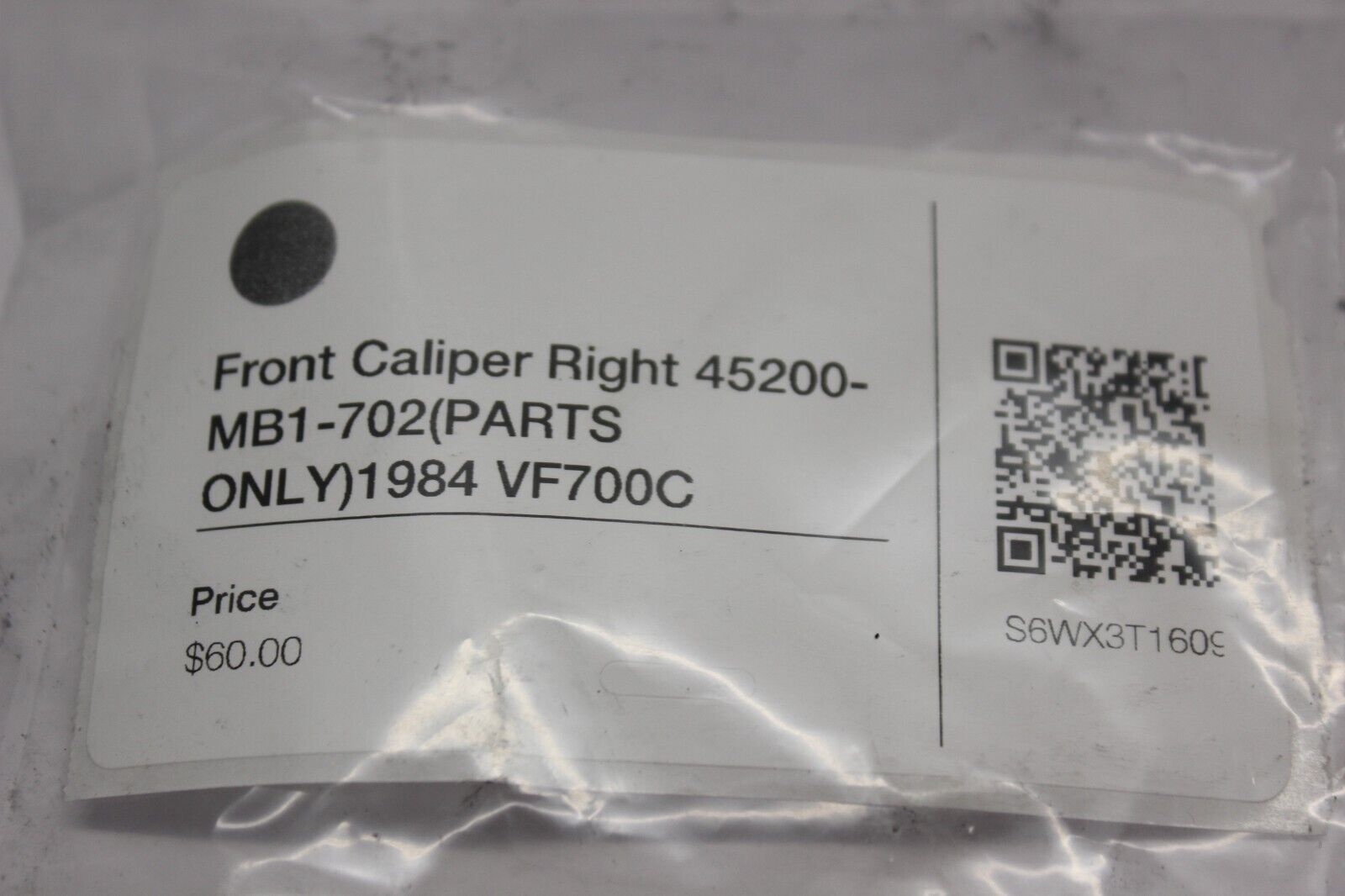 Front Caliper Right 45200-MB1-702 (PARTS ONLY) 1984 Honda VF700C