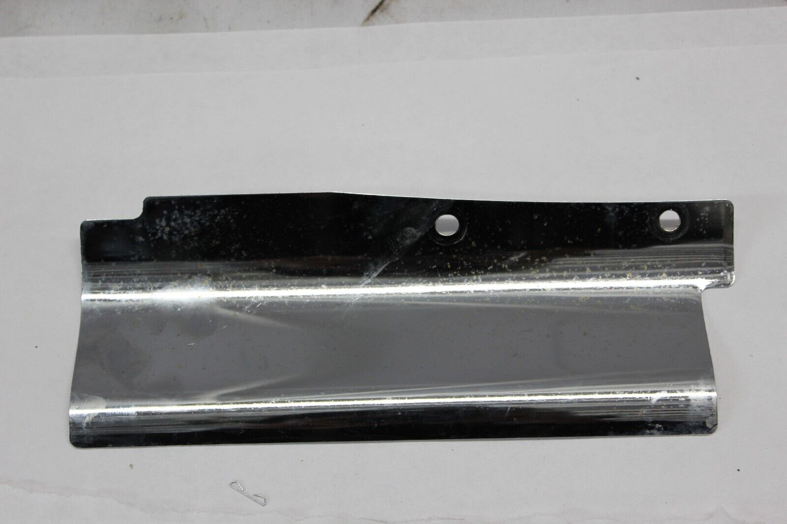 PLATE BRACKET RIGHT CHROME 51871-10F00 2000 Suzuki Intruder VL1500