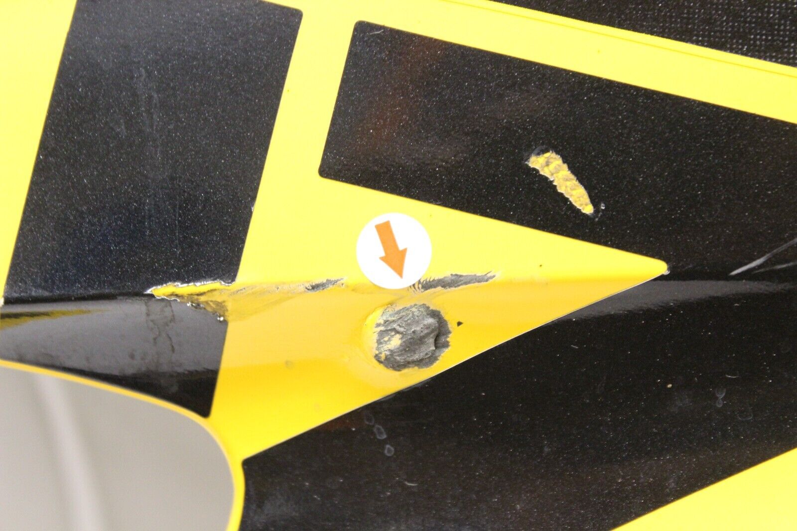 UNDER COWLING RIGHT 94407-34E50-Y9H 1999 Suzuki GSX-R600