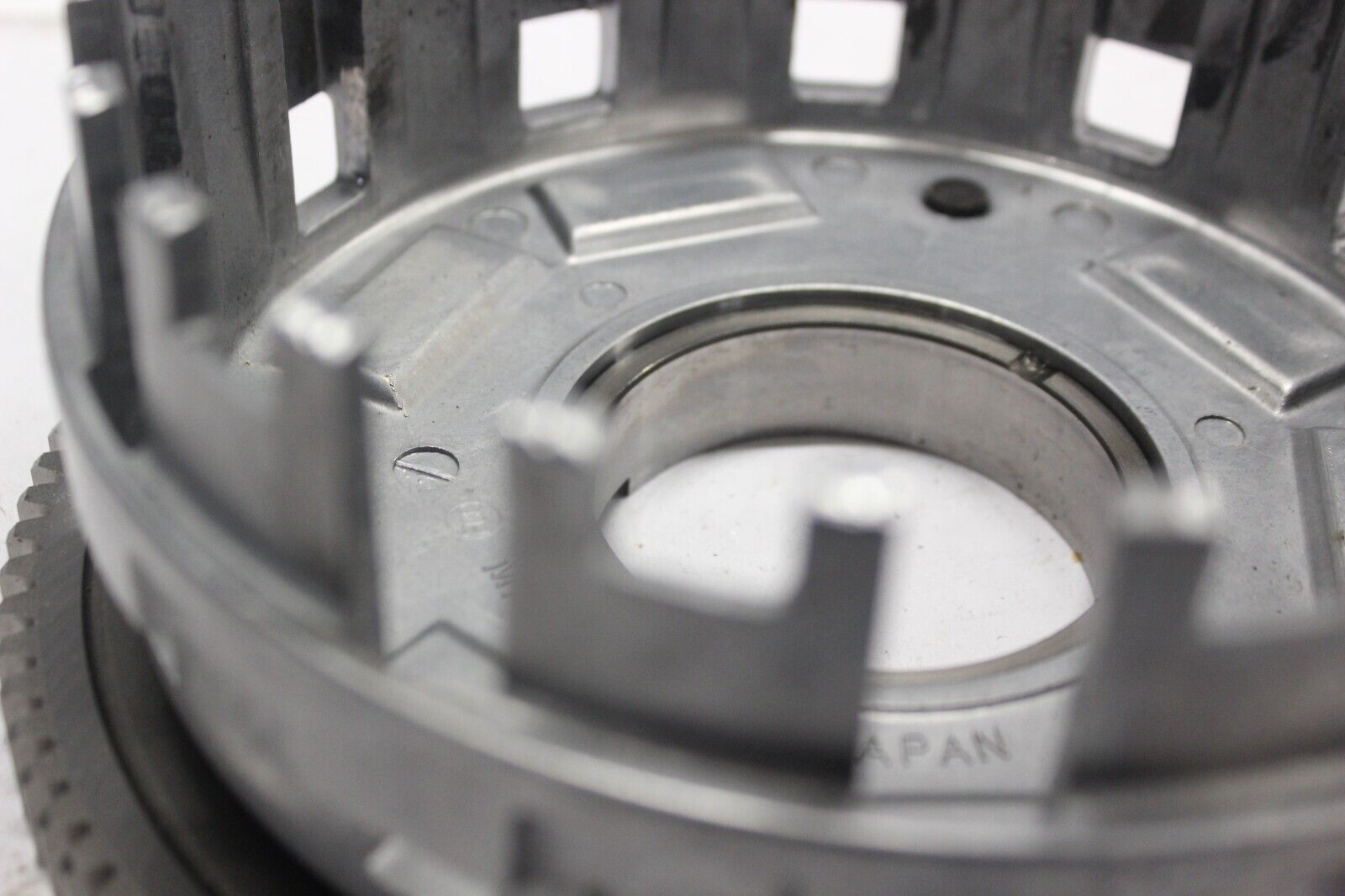 CLUTCH HOUSING 13095-1325 1996 KAW ZX-11